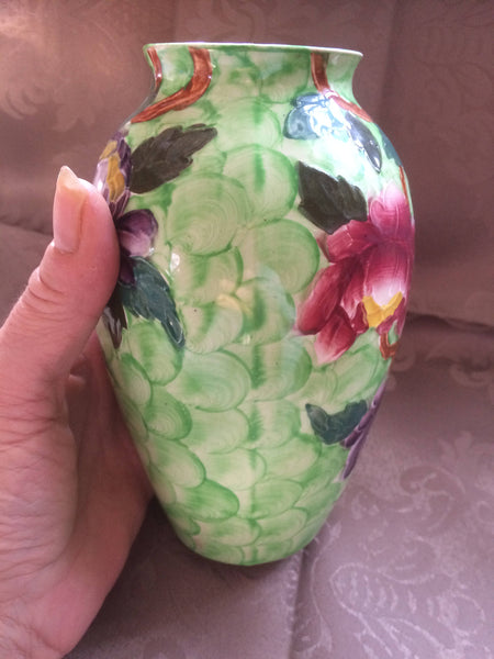 Maling Thumbprint Peony Vase